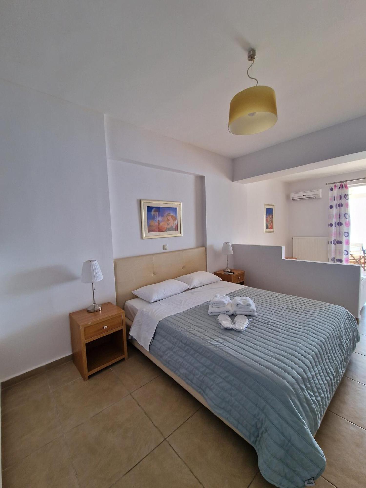 Porto Xronia Aparthotel Khronia Exterior photo